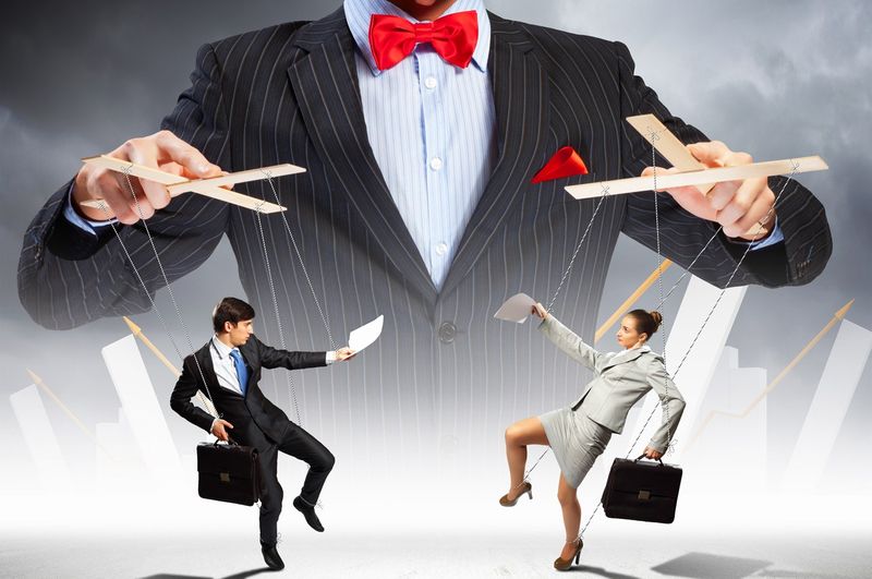 Manipulisanje ljudima