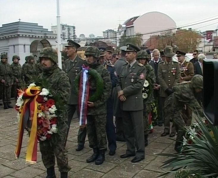 Raskidanje saveznistva